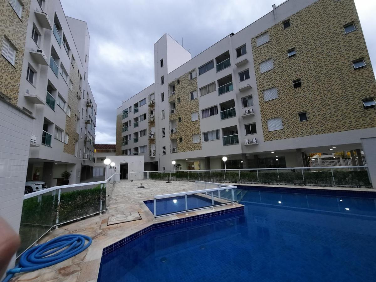 Apartamento Avenida Wilson Ubatuba Buitenkant foto